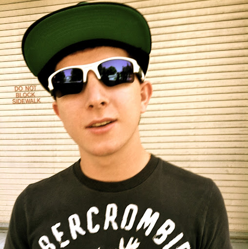 Aaron Duff Photo 1