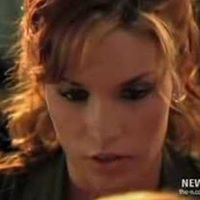 Elizabeth Sunderland Photo 22