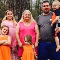 Sandra Couch Photo 27