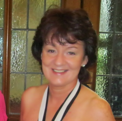 Anne Harding Photo 28