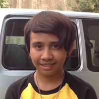 Matthew Lucas Photo 27