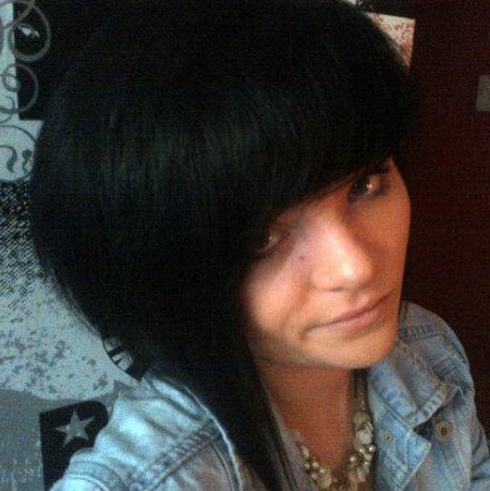 Samantha Brien Photo 1