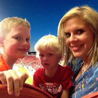 Stephanie Middaugh Photo 8