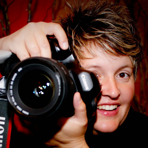 Tonya Harvey Photo 8