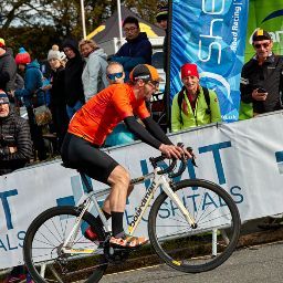 Daniel Emery Photo 8