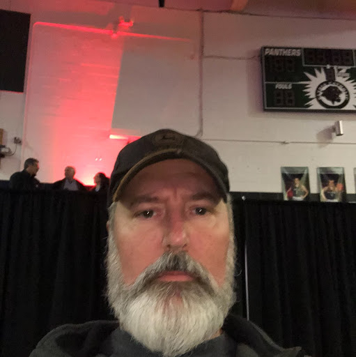 Michael Yeager Photo 23