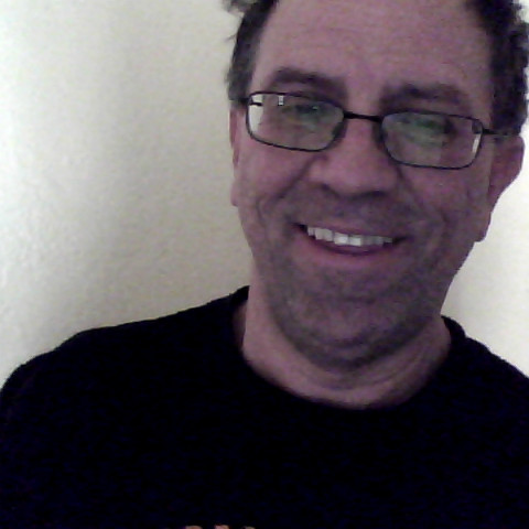 Robert Valdez Photo 7