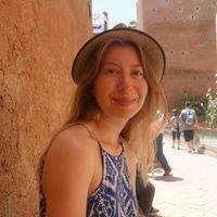 Emily Peters Photo 26