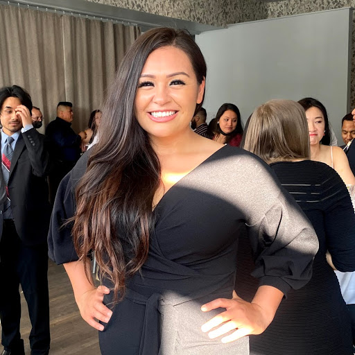 Stephanie Sill Photo 3