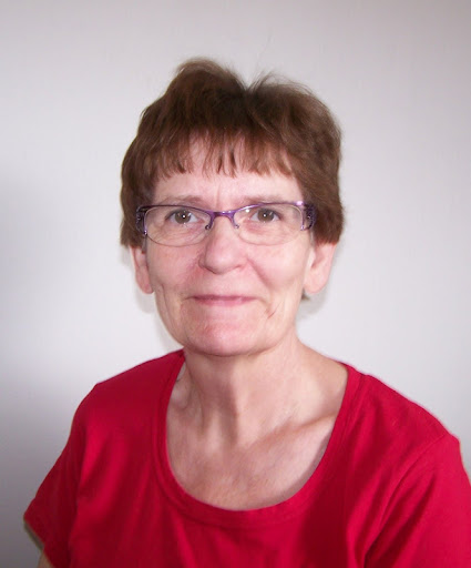 Lona Schultz Photo 12