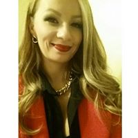 Lori Robles Photo 27