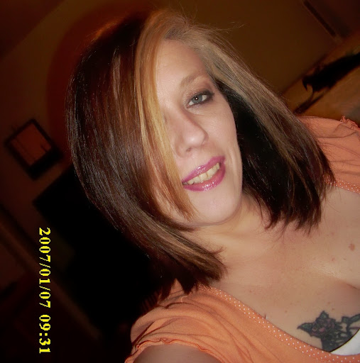 Lisa Miles Photo 33