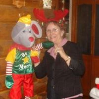 Theresa Swanson Photo 17