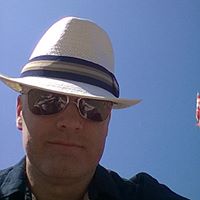 Christian Sutherland Photo 7