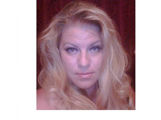 Rebecca Perkins Photo 43