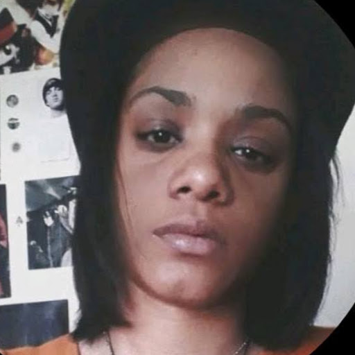 Rita Guzman Photo 23