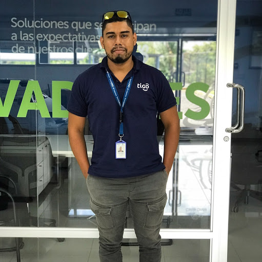 Cristian Fernandez Photo 18