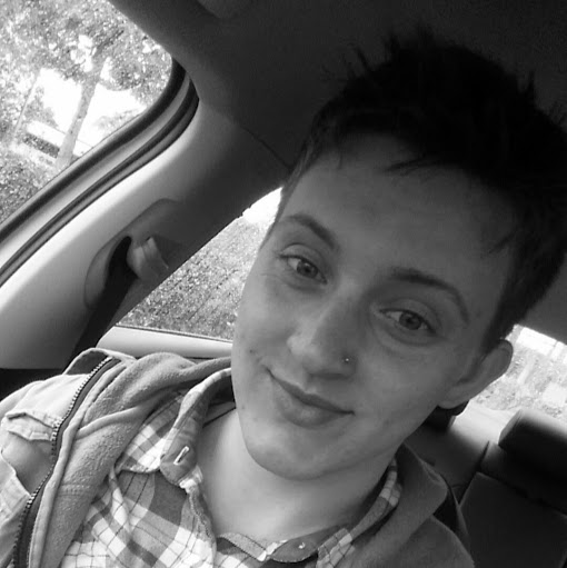 Julia Wilson Photo 8