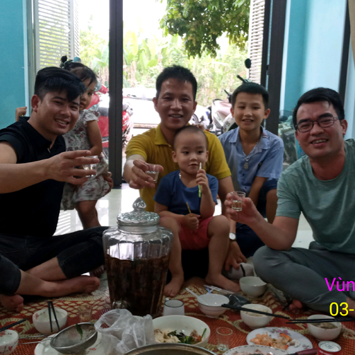 Phuong Truong Photo 9