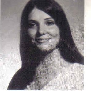 Debbie Tucker Photo 27