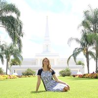 Krista Nichols Photo 15