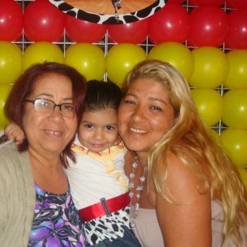 Cynthia Medeiros Photo 5