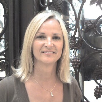 Rosie Phillips Photo 8