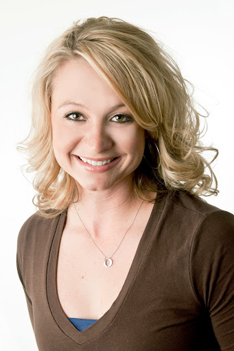 Julie Cartwright Photo 18