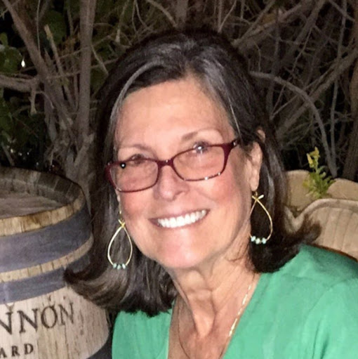 Christine Hanson Photo 14