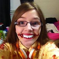 Laura Aldridge Photo 10