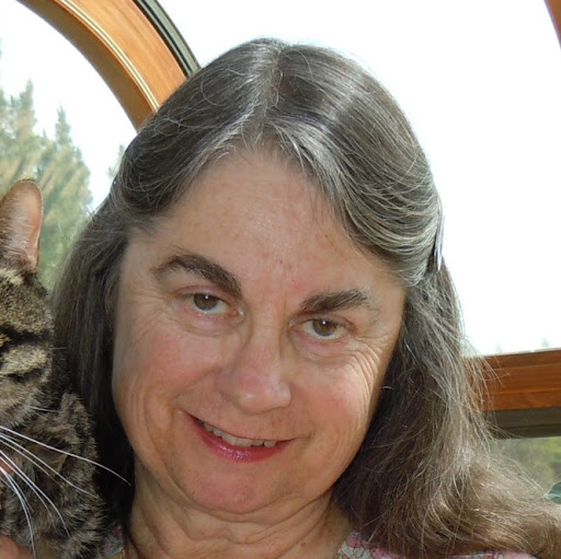 Lynda Thompson Photo 36
