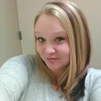 Stephanie Green Photo 15