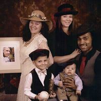 Theresa Lockhart Photo 14