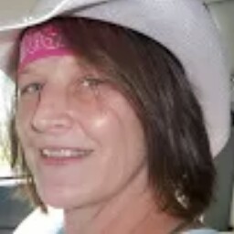 Angela Unruh Photo 7