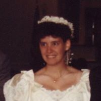 Stephanie Roth Photo 10