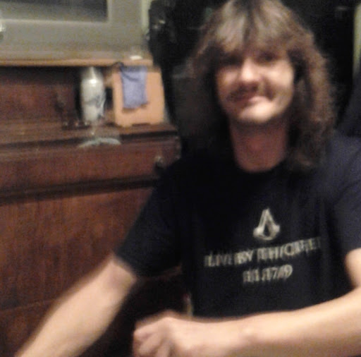 Robbie Brown Photo 20