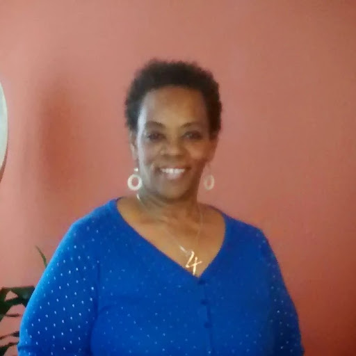 Christine Hunter Photo 13