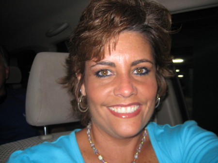 Bobbie Green Photo 23