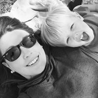 Laura Linsey Photo 3