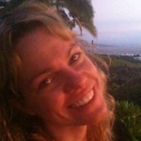 Kristin Vaughn Photo 20