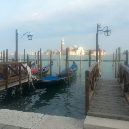 Jackie Abbott Photo 16