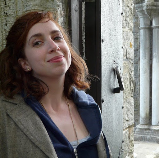 Erica Maxwell Photo 18