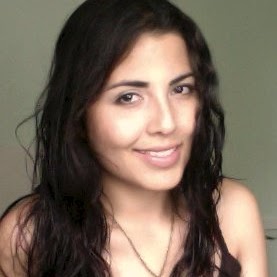 Sara Castaneda Photo 12