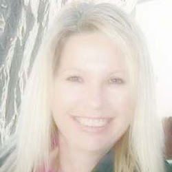 Lori Powell Photo 38