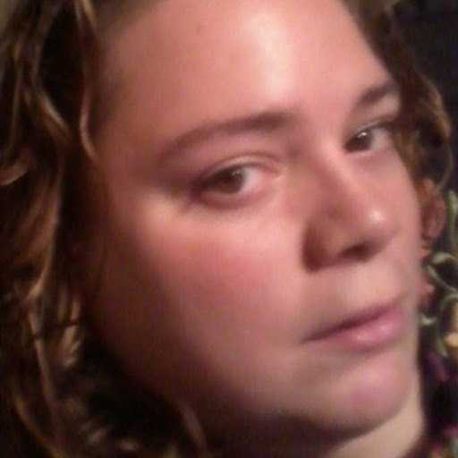 Sarah Heard Photo 37