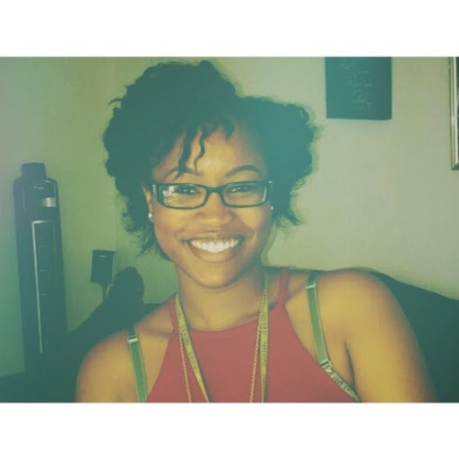 Yvette Thomas Photo 13