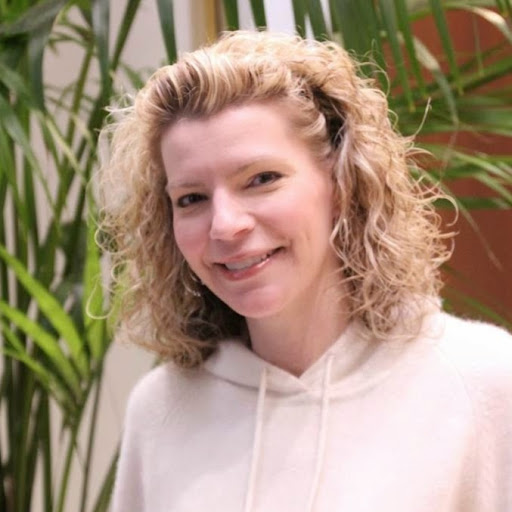 Rebecca Sparks Photo 42