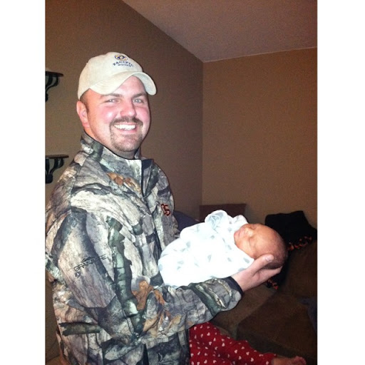 Dustin Hamilton Photo 43