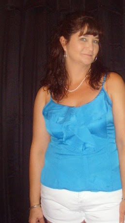Rebecca Henry Photo 16