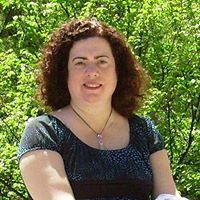 Elizabeth Cornell Photo 22